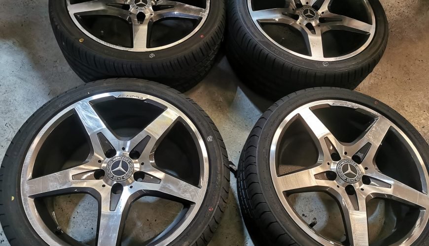 1-15-3h2dfeflby4jy1yify5moa.jpg 18" GENUINE MERCEDES SLK AMG ALLOY WHEELS / NEW TYRES - Image 1