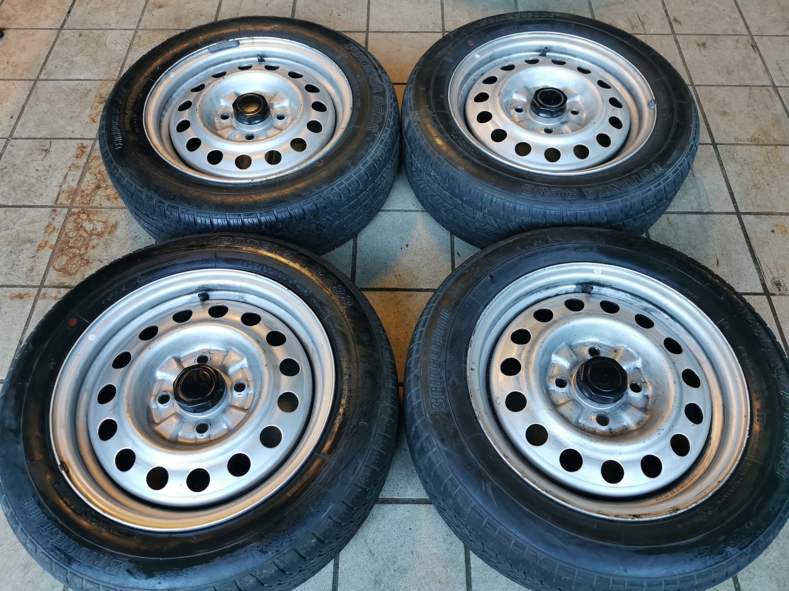 1-2-10.jpg 15" ORIGINAL MITSUBISHI EVO 1 RS STEEL WHEELS / TYRES - Image 1