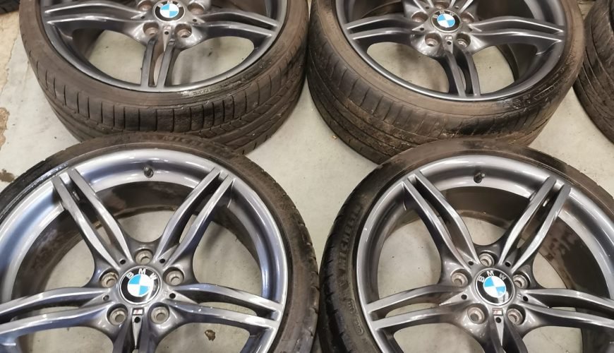 1-26-3grlwwx2rk0abt8qz69k3u.jpg 19" GENUINE BMW MOTORSPORT STYLE 326 M WHEEL / TYRES - Image 1