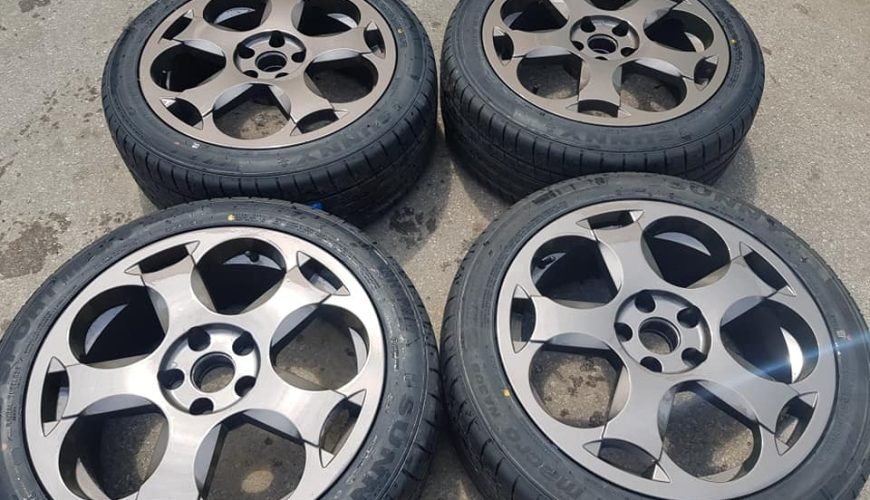 1-3-3b33tr4k2xijjy2qtk0he2.jpg 18" LAMBORGHINI STYLE ALLOY WHEELS / TYRES – NEW – VOLKSWAGEN T4 - Image 1
