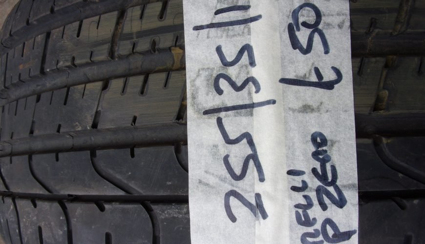 108_0023-38alju0rrxf43r9s38j7d6.jpg 255 / 35 / 19 PIRELLI P ZERO TYRE - Image 1