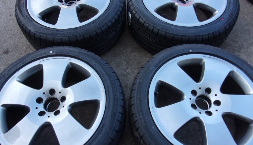 108_0034-38b34nv9j4sznnec20qtje.jpg 18" GENUINE MERCEDES VITO ALLOY WHEELS / NEW TYRES - Image 1