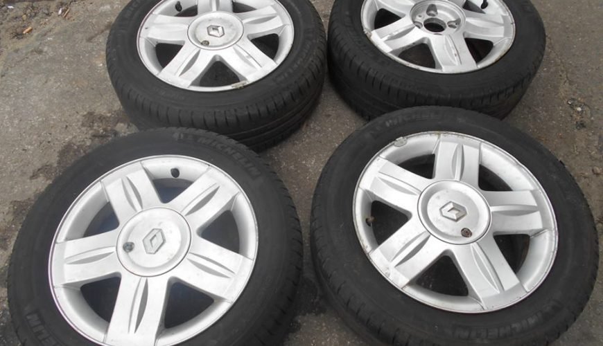 13891889_1005079292946122_5152468740164407022_n-332sqd4acas6s8aa9h9w5m.jpg 15″ GENUINE RENAULT ALLOY WHEELS / TYRES - Image 1