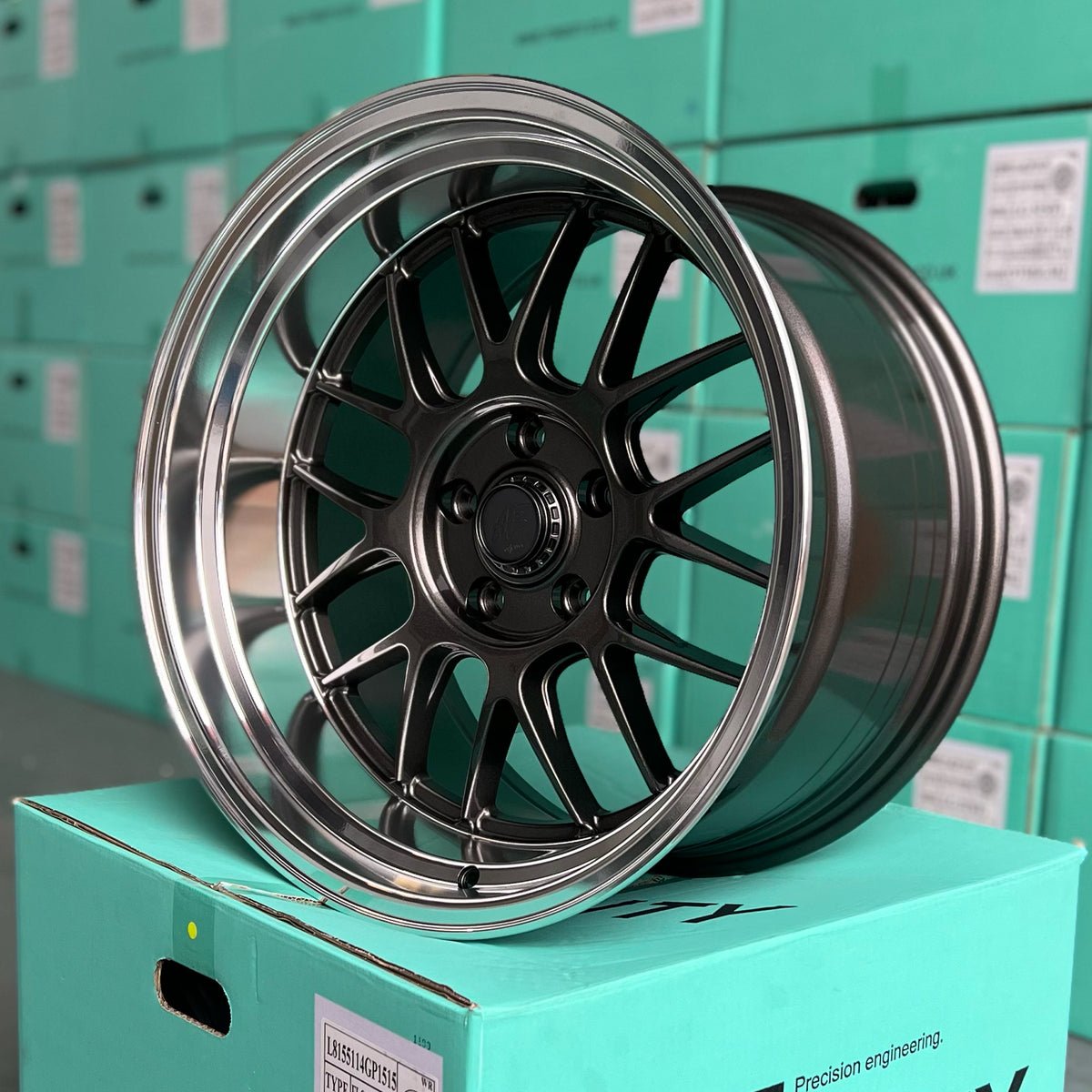 18x10.55x114.30.5.jpg Aero Elite x 7Twenty Style 57 18x10.5 ET15 5x114.3 Gloss Gunmetal/Machined Lip - Image 1