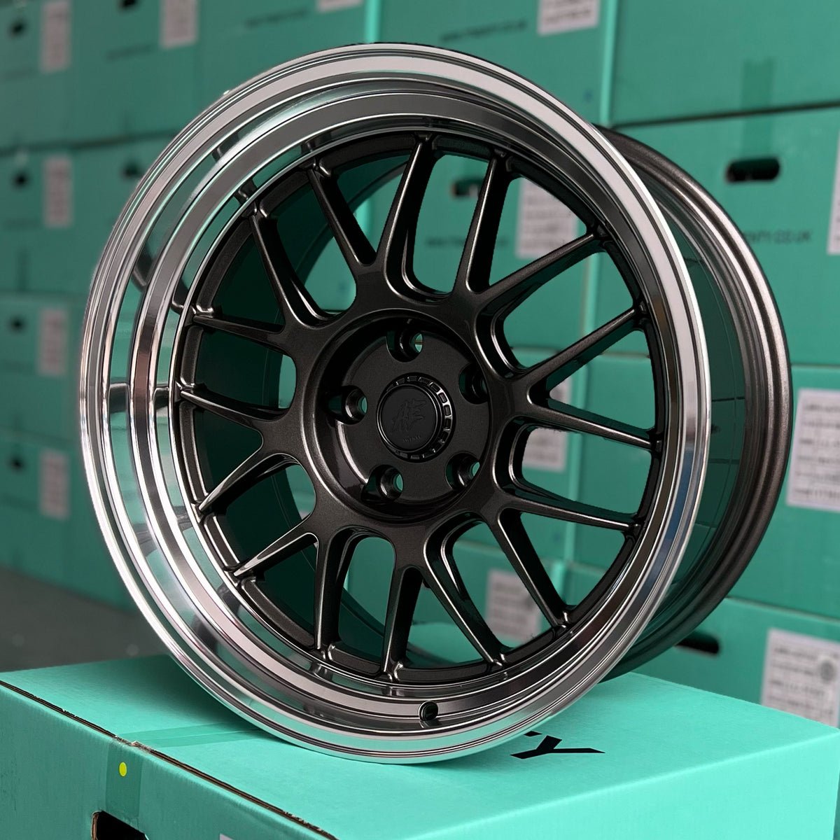 18x9.55x120ET201.jpg Aero Elite x 7Twenty Style 57 18x9.5 ET20 5x120 Gloss Gunmetal/Machined Lip - Image 1