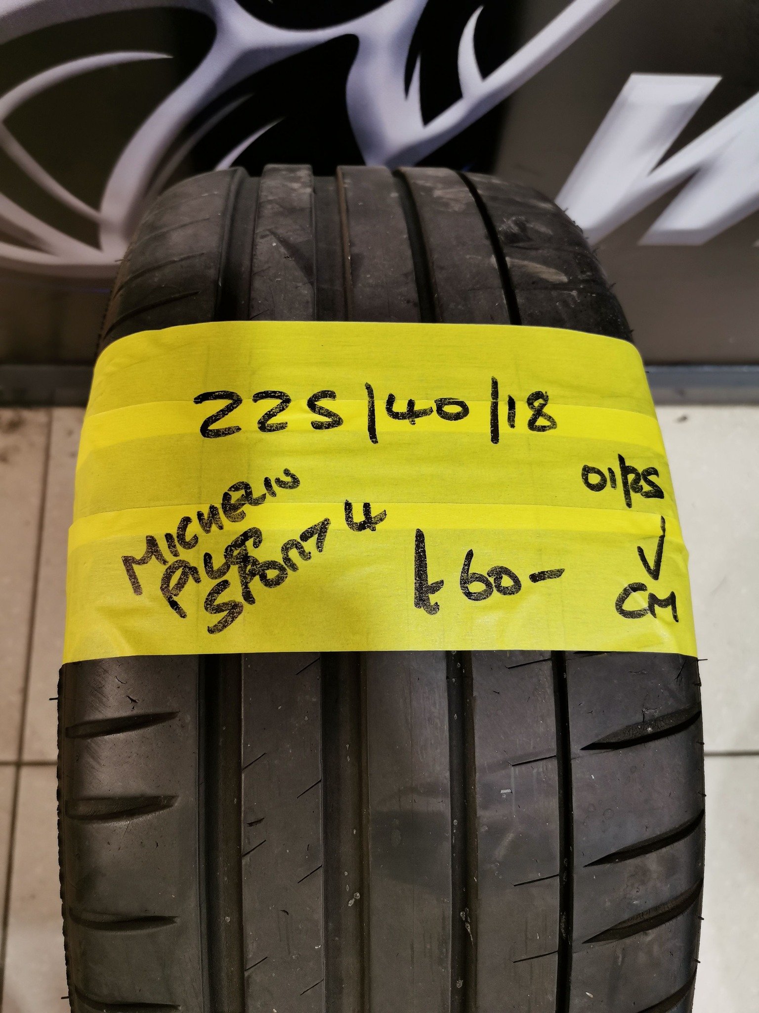 225-40-18-michelin-ps4-1.jpg 225 / 40 / 18 MICHELIN PILOT SPORT 4 TYRE - FITTING AVAILABLE - Image 1