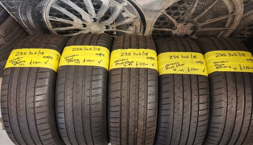 235-45-18-michelin-pilot-sport-4-t1-3grmu0ybpanrw1pm49845m.jpg 235 / 45 / 18 MICHELIN PILOT SPORT 4 TYRES - Image 1