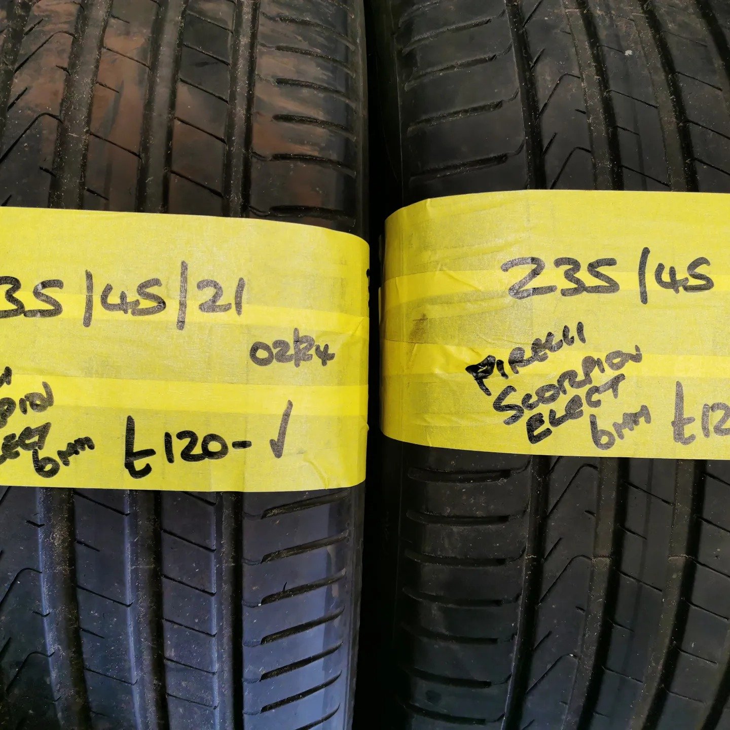 235-45-21-pirelli-scorpion-elect.jpg 235 / 45 / 21 PIRELLI SCORPION ELECT TYRES - Image 1