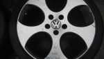 18 INCH GENUINE VOLKSWAGEN GTI MONZA ALLOY WHEELS / TYRES