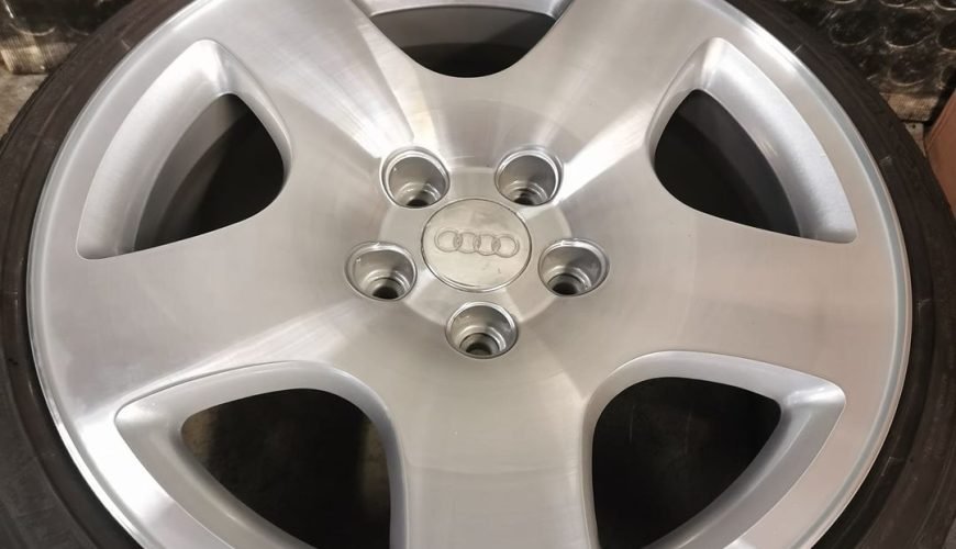 AUDI-TT-WHEEL-3grn406nfsj5eqs4busqoa.jpg 17" GENUINE AUDI TT COMPETITION WHEEL – 5 X 100 FITMENT - Image 1