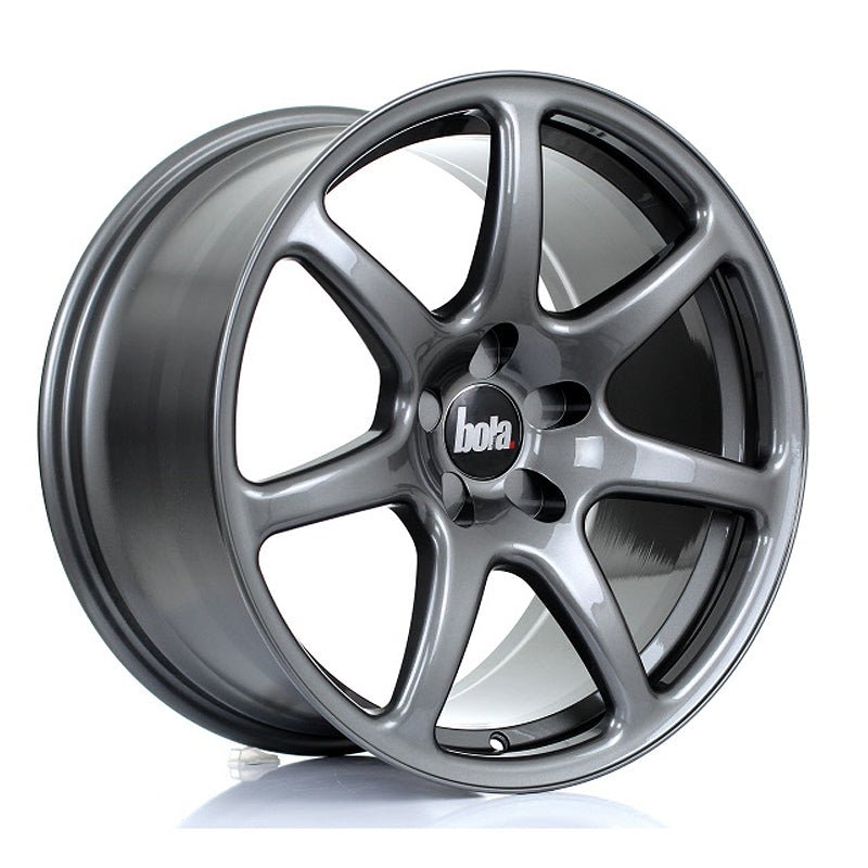 BOLA_B7_GLOSS_GUNMETAL_1895_ANGLE_0a220eef-0345-4b48-8e00-fb7963627d53.jpg BOLA B7 18x9.5 ET43-45 5x105 GLOSS GUNMETAL - Image 1