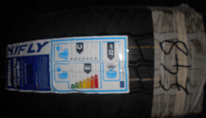 DSCN1596-332v35w6gwrcevrsft4lqi.jpg 195/65/16C HI FLY - Image 1