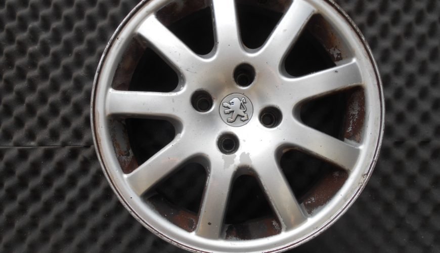 DSCN1919-32zro03c0pb4iha2p5b0ga.jpg 16" PEUGEOT 206 GTI NIMROD ALLOY WHEEL - Image 1