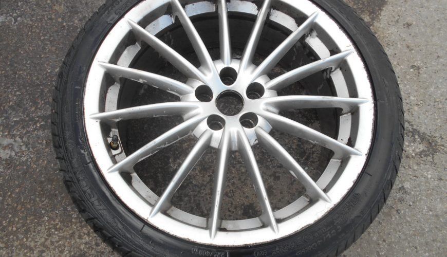 DSCN2247-33jbjpnueasgn5r8z5yuiy.jpg 18" ALFA ROMEO TOORA T240 ALLOY WHEEL / TYRES - Image 1