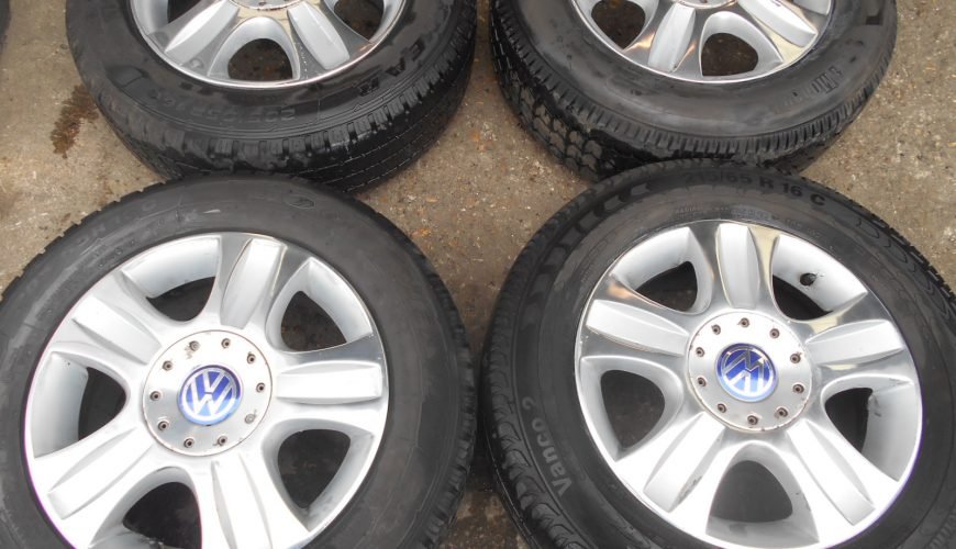 DSCN2256-33k8hkmxlddwlt65oqgz62.jpg 16″ VOLKSWAGEN T4 ALLOY WHEELS / TYRES - Image 1