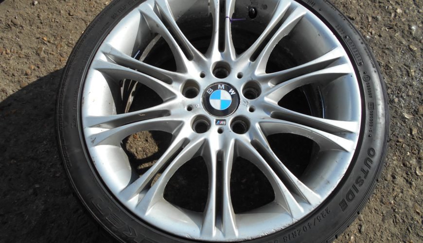 DSCN2971-3674rsne1v07adfuic8bgq.jpg 18" GENUINE BMW MV2 ALLOY WHEEL - 8 X 18" FRONT - Image 1