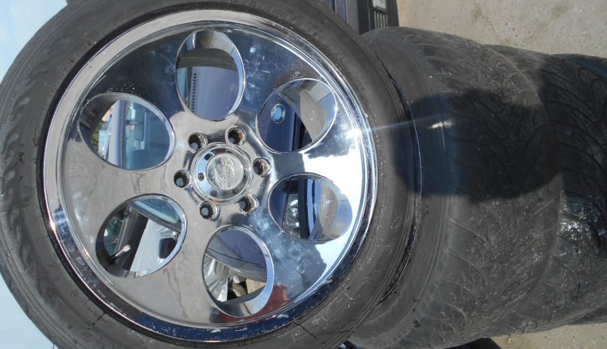 DSCN3337-36ngardsglk5mcllf2cwzu.jpg 20" SCORPION ALLOY WHEELS / TYRES – 6 X 139.7 FITMENT - Image 1