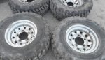 15" LAND ROVER MODULAR WHEELS WITH 31 X 10.5 X 15 TYRES - Image 2