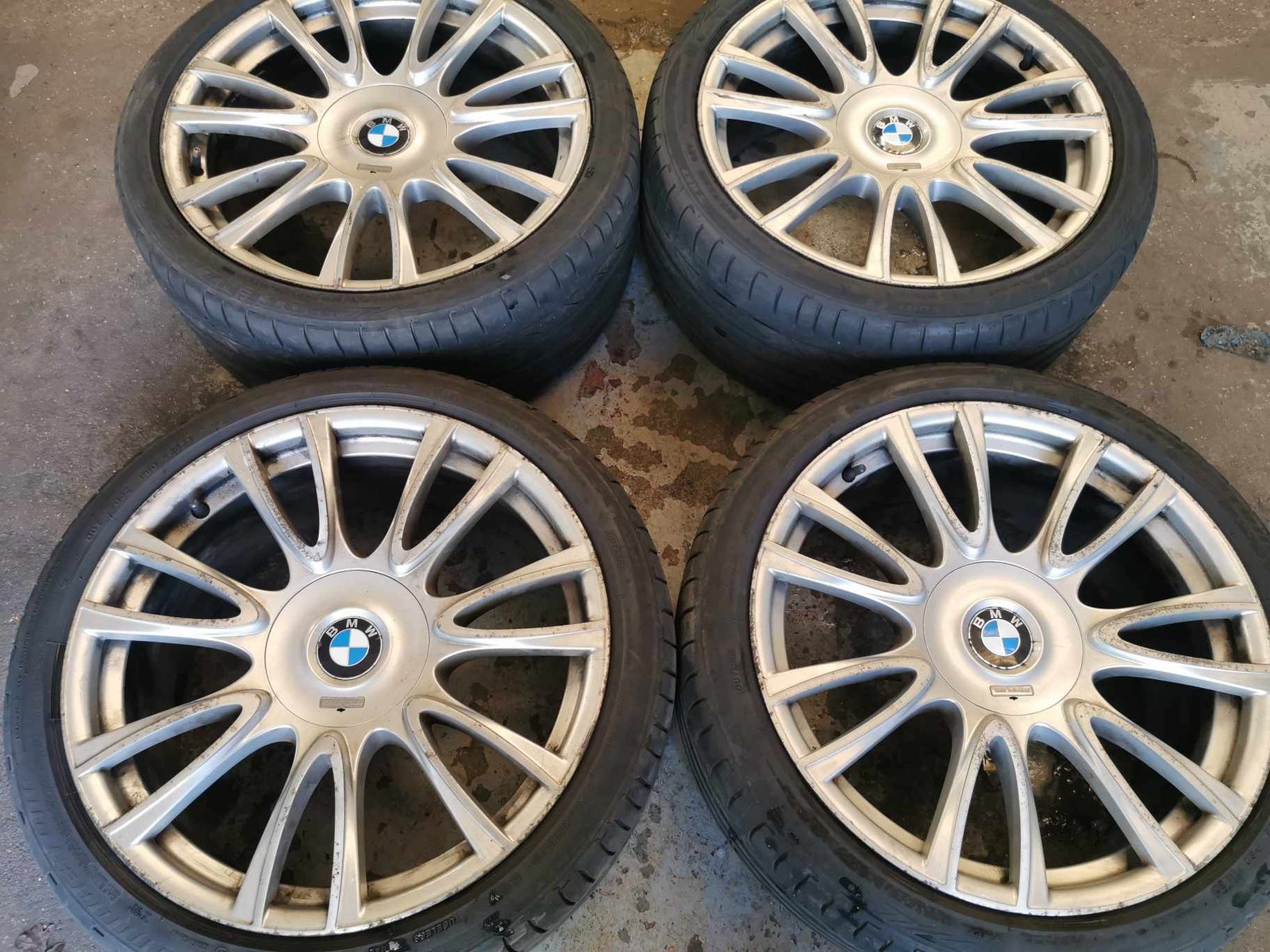 1 19" GENUINE BMW INDIVIDUAL STYLE 439 ALLOY WHEELS / TYRES - 5 X 120 FITMENT - Image 1