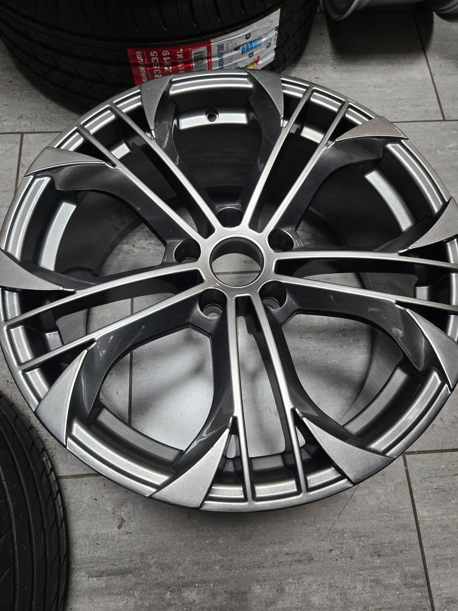 MERCEDES WHEELS 18" VORTEX ALLOY WHEELS / NEW TYRES - 5 X 112 FITMENT - MERCEDES / AUDI FITMENT - Image 1