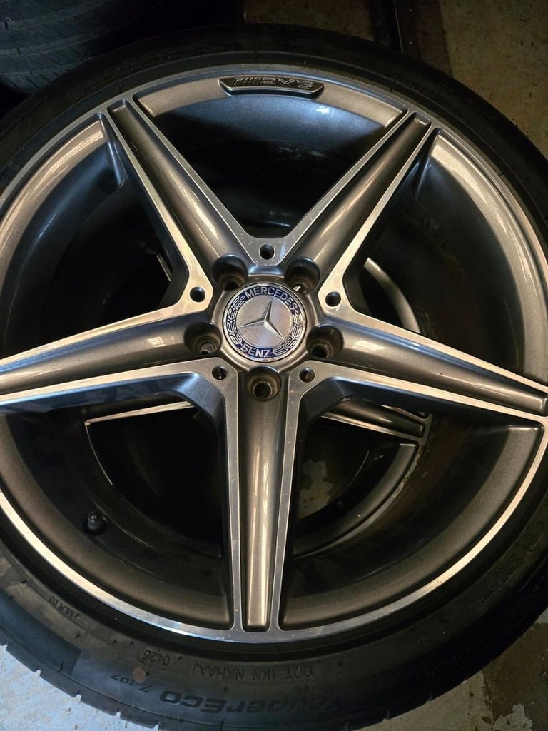 18" GENUINE MERCEDES AMG C CLASS ALLOY WHEELS / TYRES