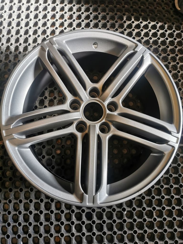 18" AUDI SEGMENT STYLE ALLOY WHEELS - 5 X 112 FITMENT