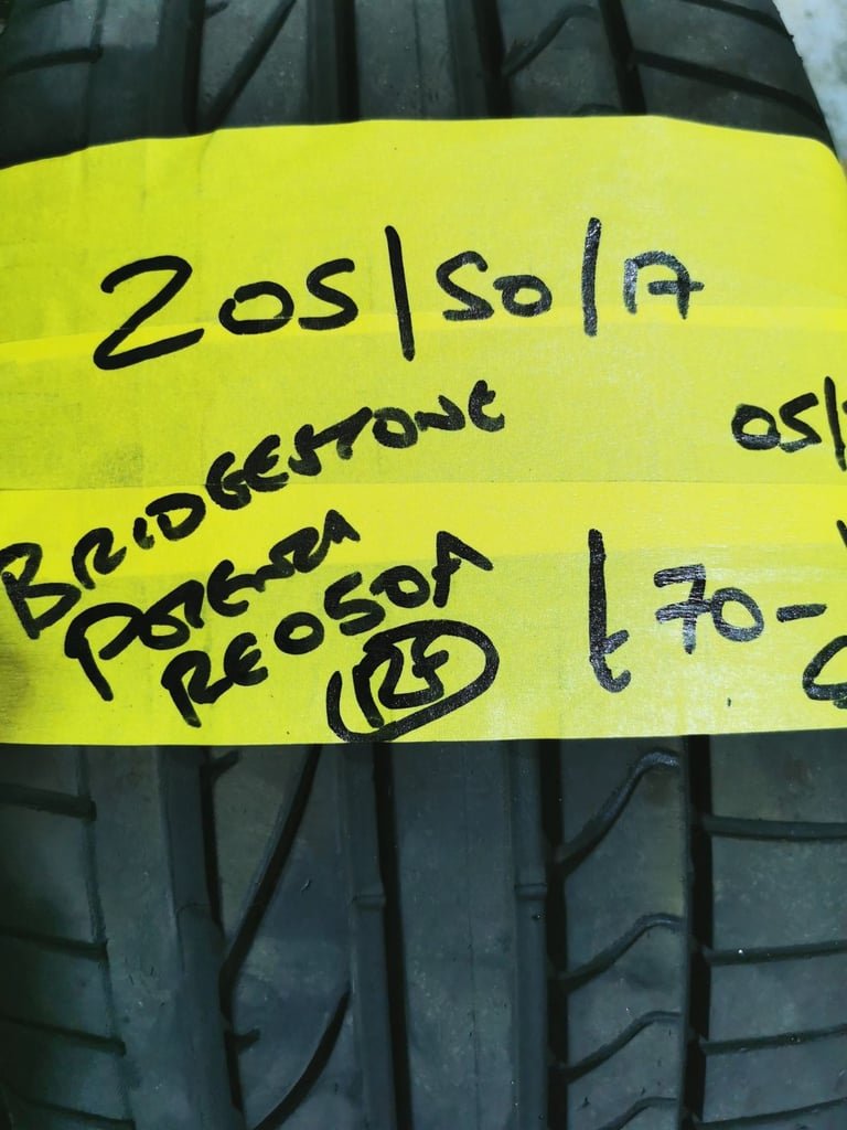 205 / 50 / 17 BRIDGESTONE POTENZA RE050A RUN FLAT TYRE - FITTING AVAILABLE
