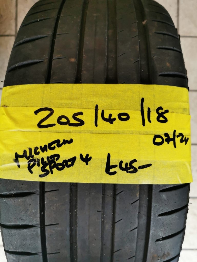 205 / 40 / 18 MICHELIN PILOT SPORT 4 TYRE - FITTING AVAILABLE