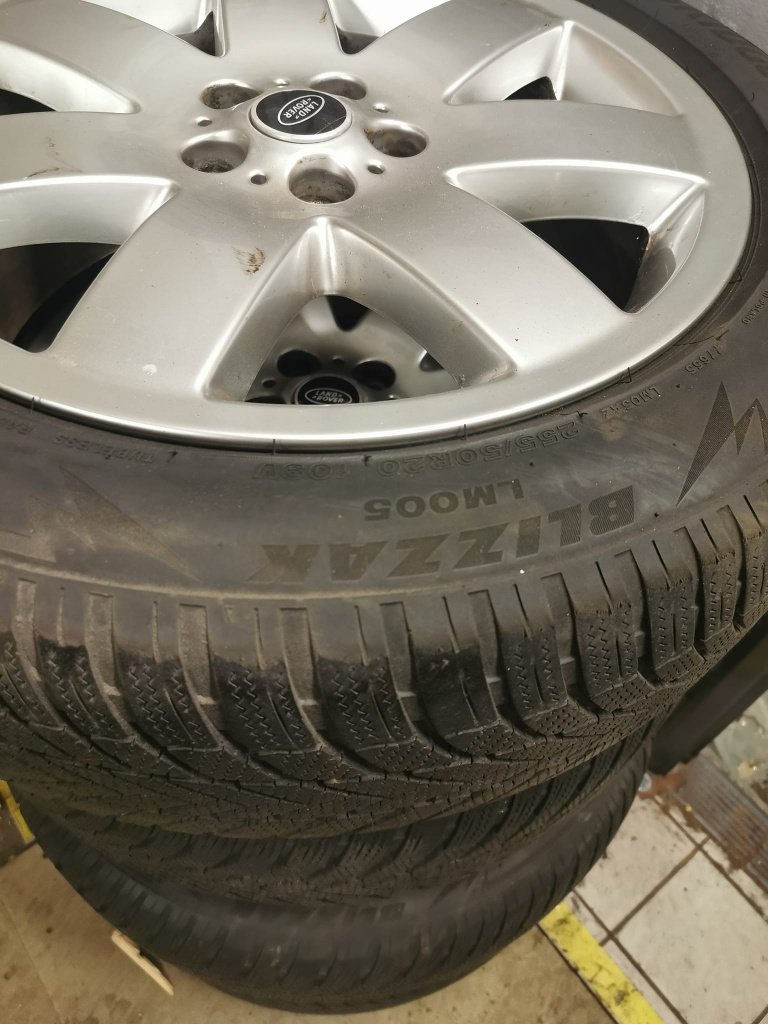 20" RANGE ROVER VOGUE ALLOY WHEELS / TYRES