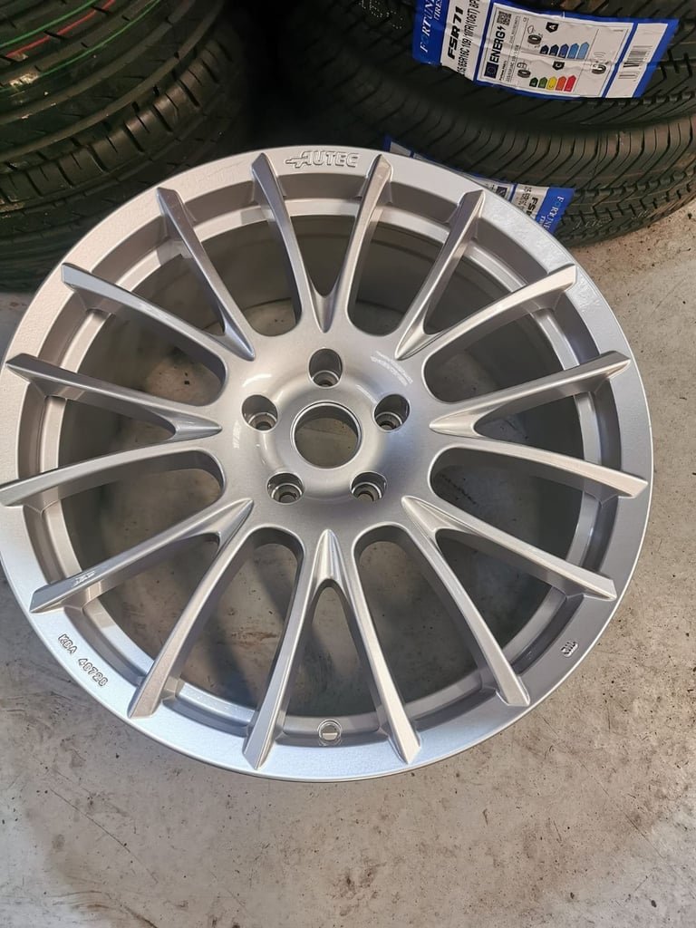 20 INCH AUTEC VENOM ALLOY WHEEL - VOLKSWAGEN T5 FITMENT