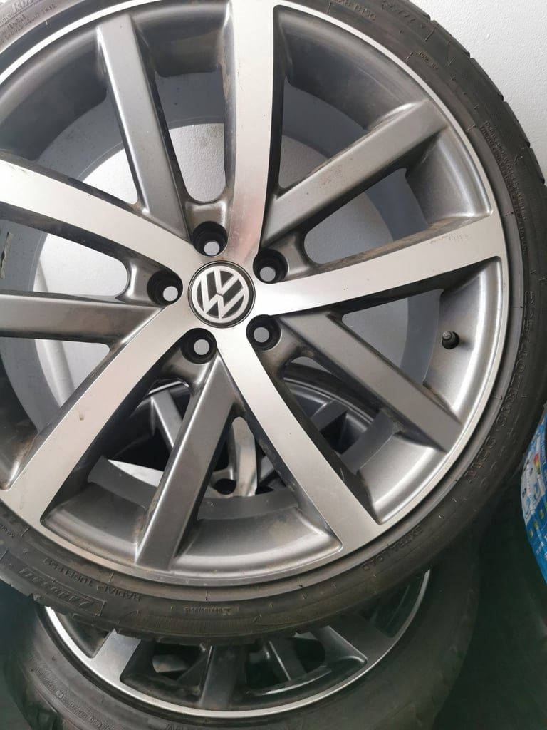 18" NEW VOLKSWAGEN VANCOUVER STYLE ALLOY WHEELS / NEW TYRES 5 X 100 FITMENT