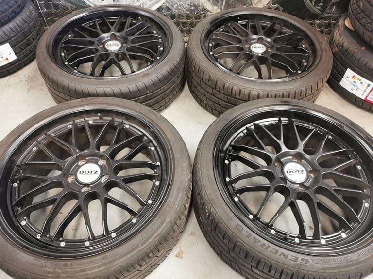 19" DOTZ RACING REVVO ALLOY WHEELS / TYRES