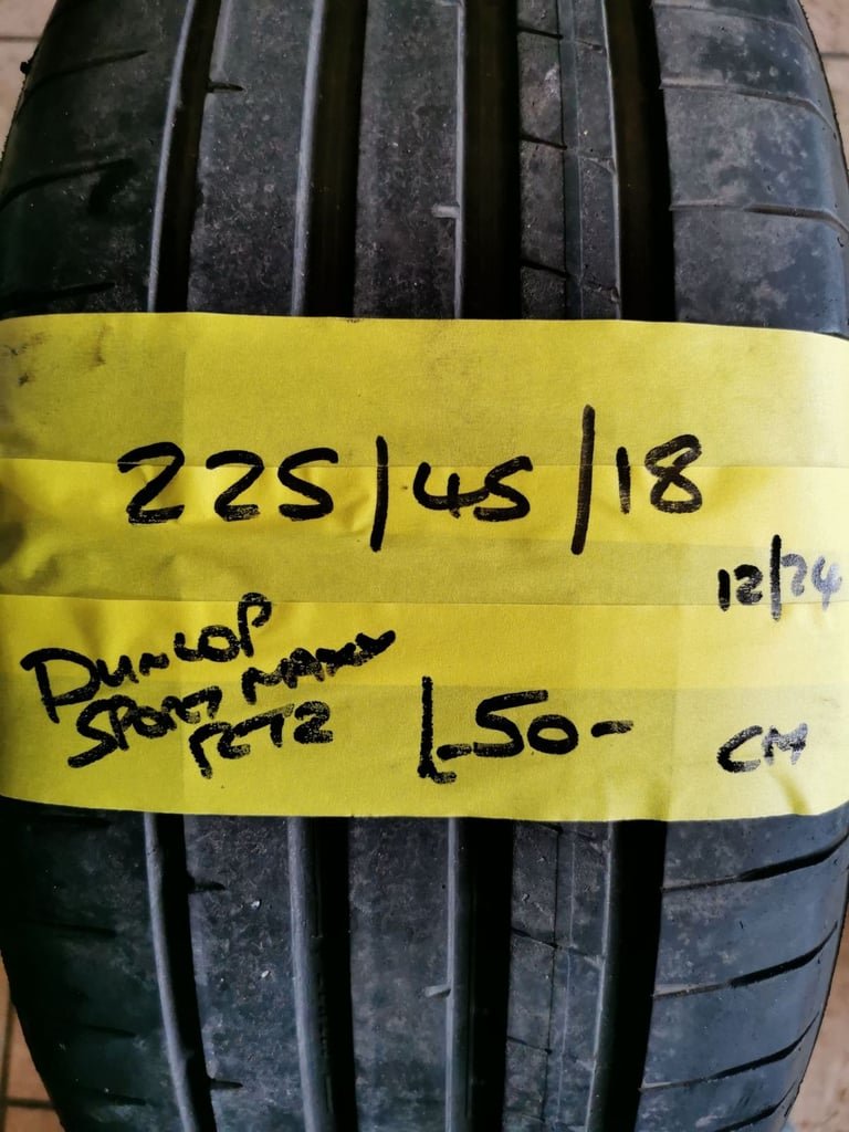 225 / 45 / 18 DUNLOP SPORT MAXX RT2 TYRE - FITTING AVAILABLE
