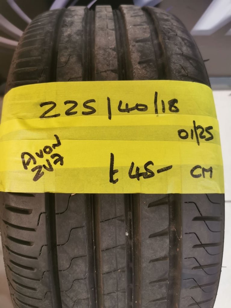 225 / 40 / 18 AVON ZV7 TYRE - FITTING AVAILABLE