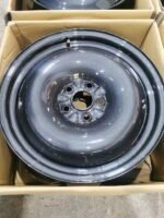 18" VOLKSWAGEN T5 SMOOTHIE ALLOY WHEELS 5 X 120 FITMENT 8 X 18" - Image 3
