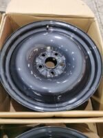 18" VOLKSWAGEN T5 SMOOTHIE ALLOY WHEELS 5 X 120 FITMENT 8 X 18" - Image 4