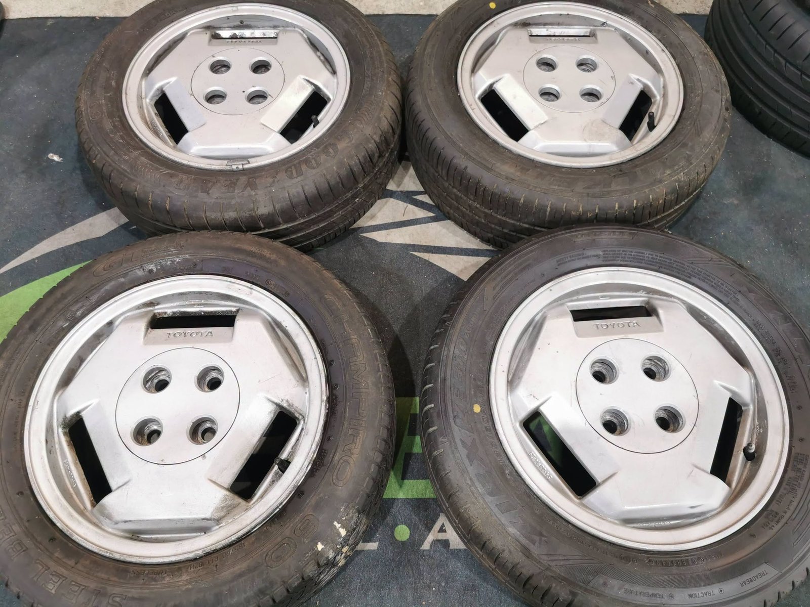 1-13.jpg 14" ORIGINAL TOYOTA MR2 MK1 ALLOY WHEELS / TYRES - Image 1
