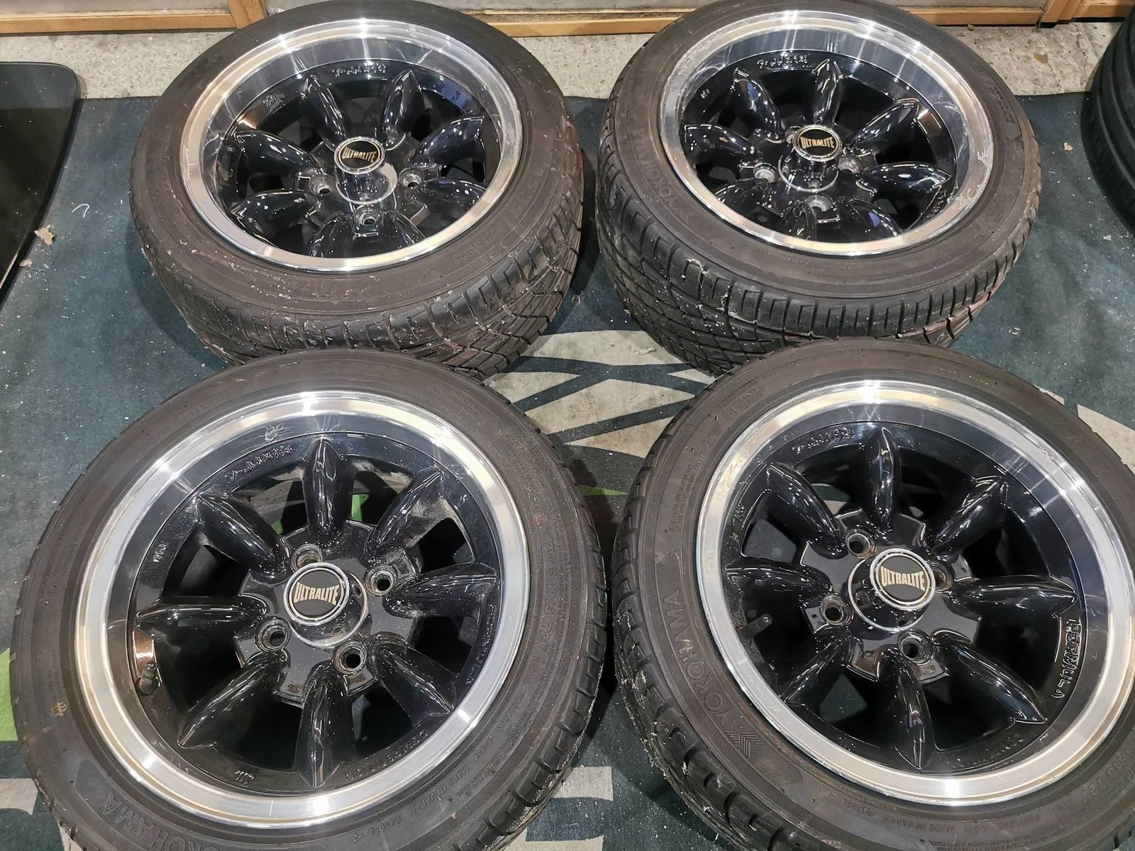 1.jpg 13" GENUINE ULTRALITE WHEELS / TYRES MINI FITMENT - Image 1